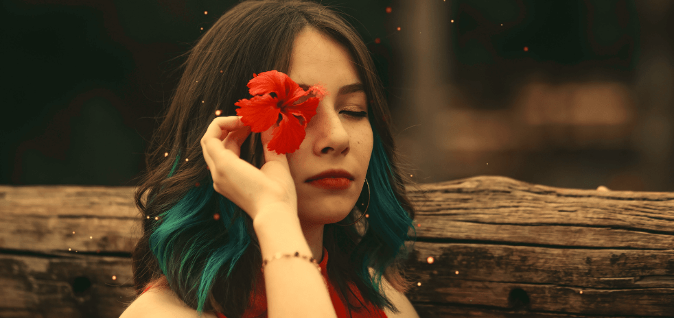 Sabrina Santana Terapeuta Alinhamento Energético Sagrado Feminino